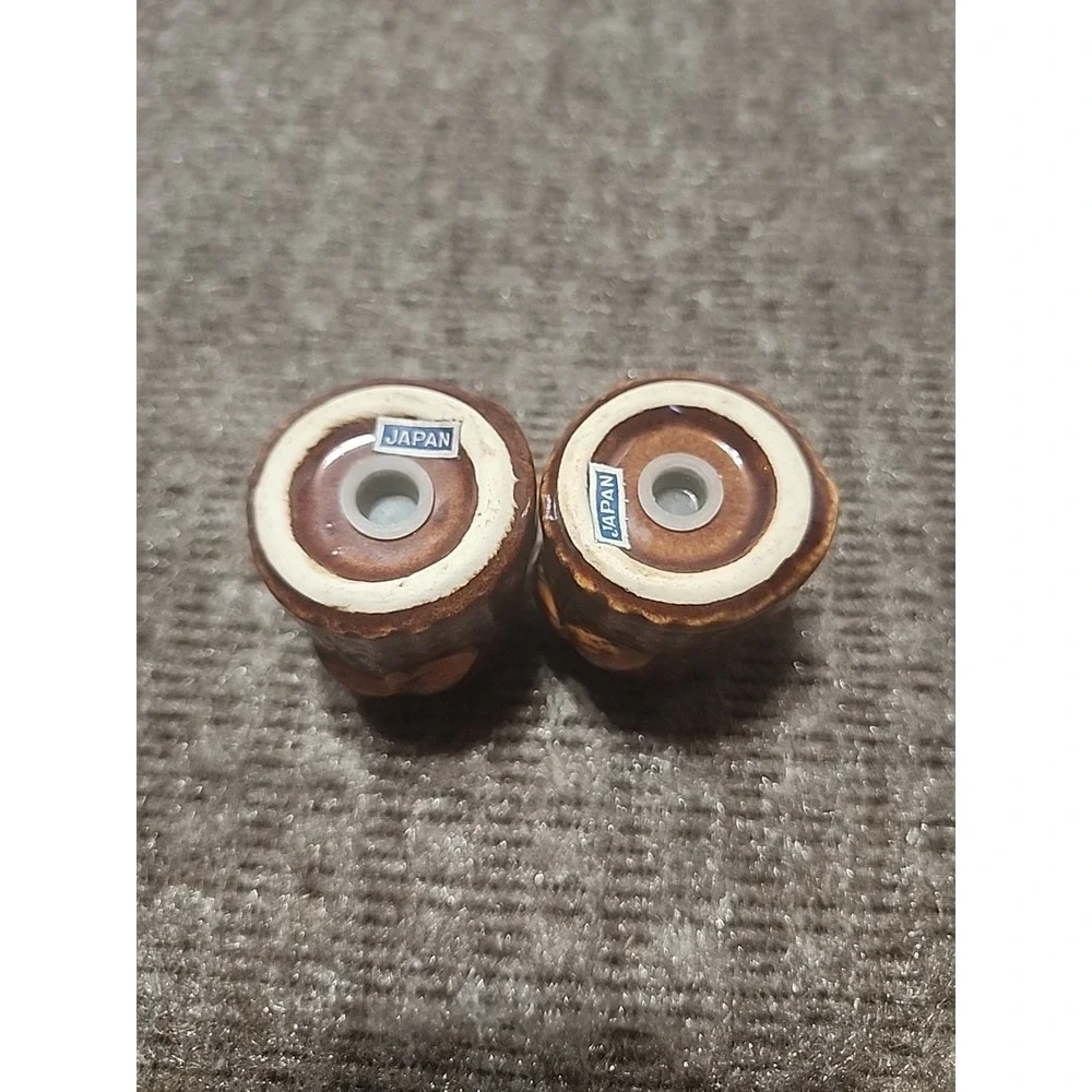 Vintage Kenmar South‎ Dakota Salt & Pepper Shakers